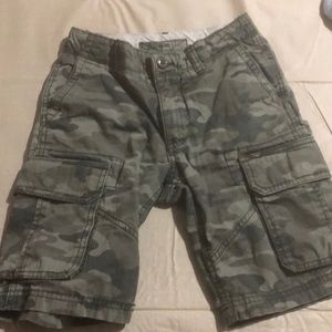 Gap cargo shorts boys